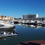 Hello Chloe Vilamoura
